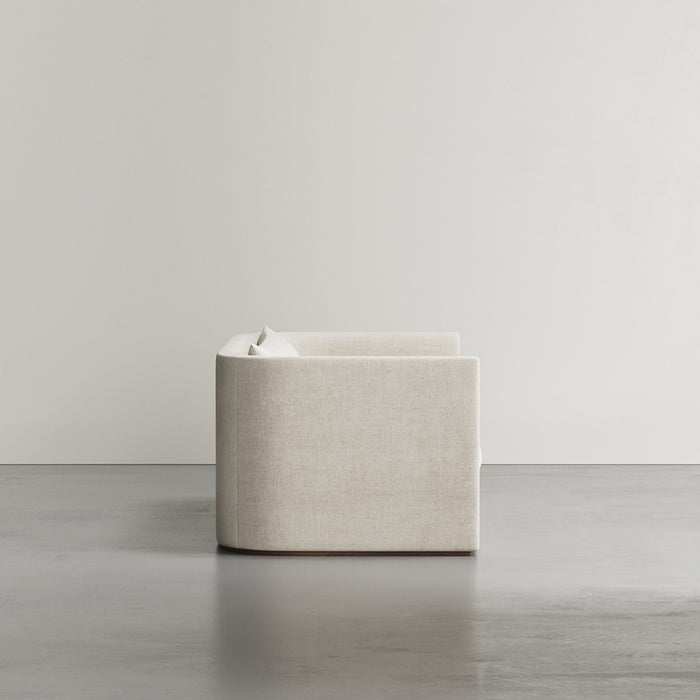 Samson Sofa – Abrego